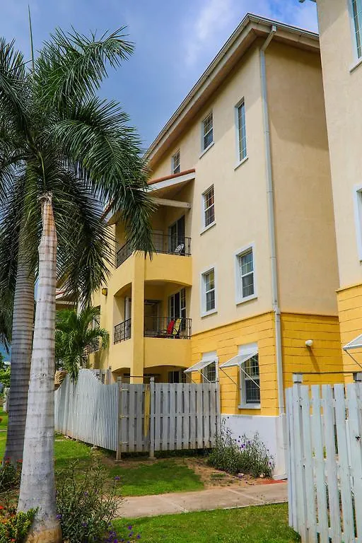 New Remodel - Winchester Sunshine Kingston Apartamento